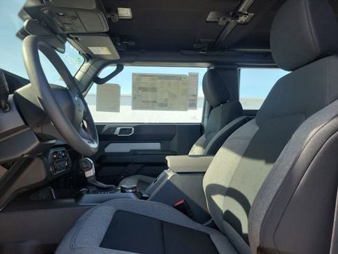 New 2026 Ford Bronco 2-Door AWD/4WD image 14