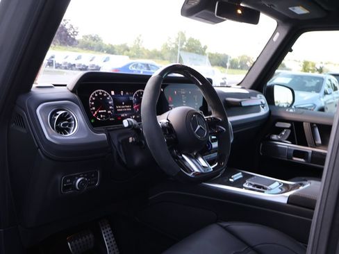 Used 2025 Mercedes-Benz G 63 AMG 4MATIC image 15