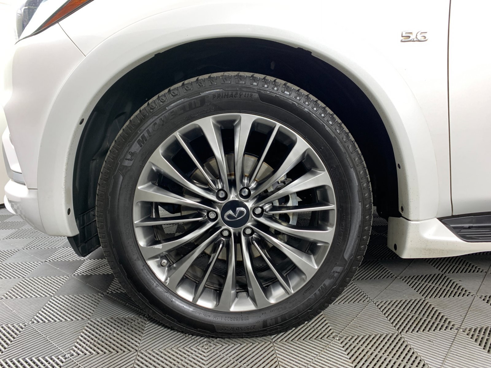 Used 2018 INFINITI QX80 4WD w/ Deluxe Technology Package image 11