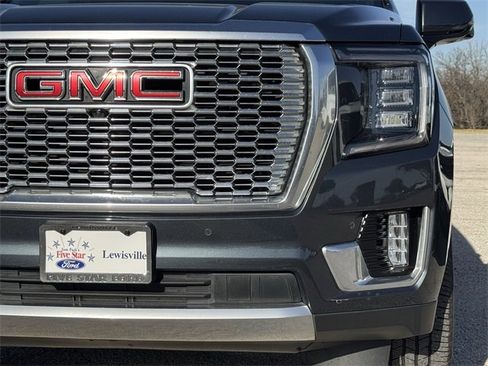 Used 2021 GMC Yukon XL Denali w/ Denali Ultimate Package image 9