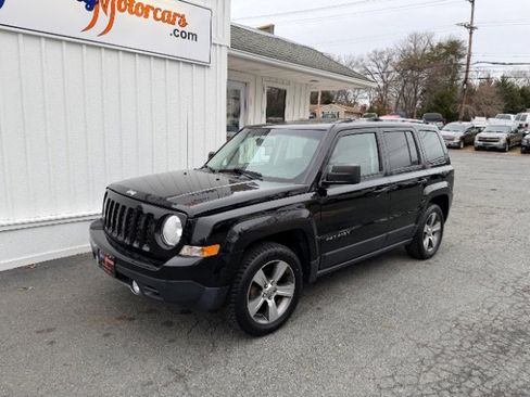 Used 2017 Jeep Patriot High Altitude image 7