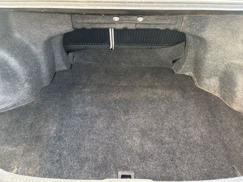 Used 2014 Toyota Camry LE image 29