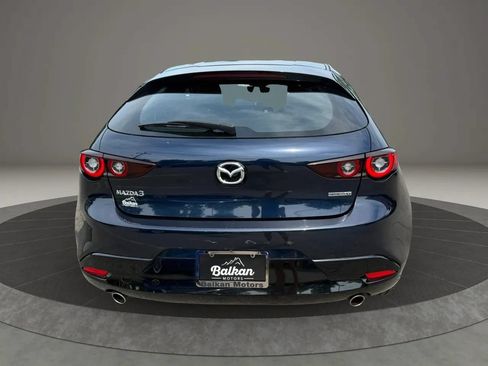 Used 2022 MAZDA MAZDA3 s FWD image 6