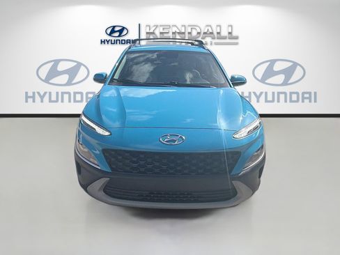 Used 2022 Hyundai Kona SEL w/ Convenience Package image 2