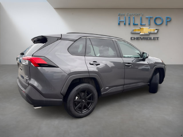 Used 2024 Toyota RAV4 XLE w/ Convenience Package AWD/4WD image 4