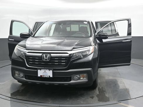 Used 2018 Honda Ridgeline RTL-E image 40