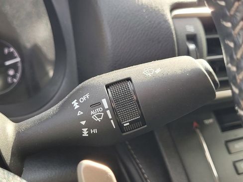 Used 2015 Lexus RC 350 w/ Luxury Package image 29