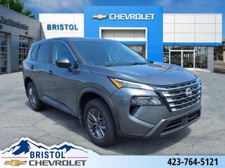 Used 2025 Nissan Rogue S image 1