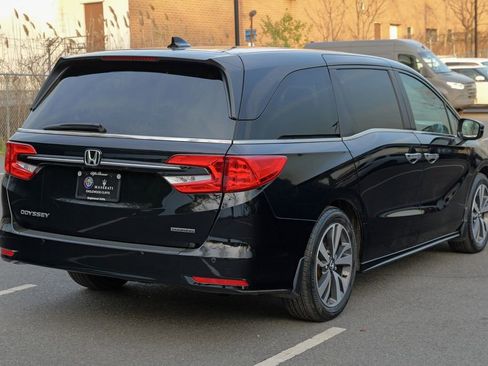 Used 2023 Honda Odyssey Touring image 7