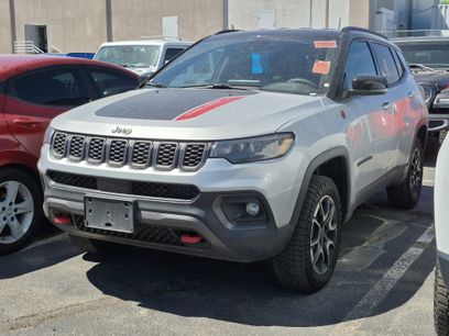 Used 2025 Jeep Compass Trailhawk