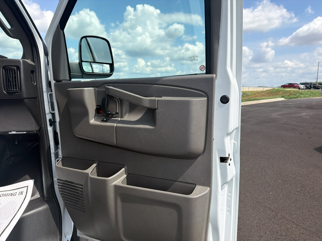 Used 2025 Chevrolet Express 2500 w/ Driver Convenience Package RWD image 18