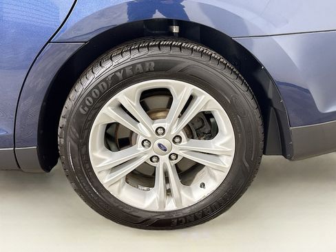 Used 2016 Ford Taurus SEL w/ Equipment Group 201A image 28