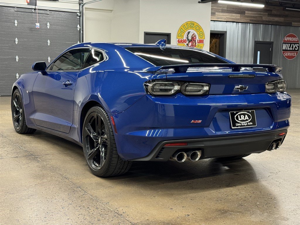 Used 2019 Chevrolet Camaro SS RWD image 11