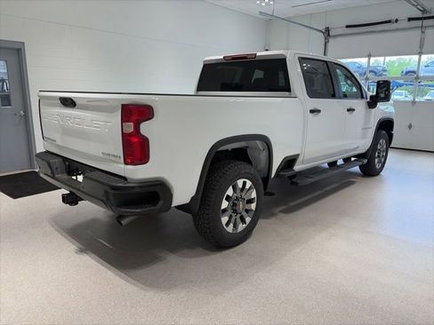 New 2026 Chevrolet Silverado 2500 Custom w/ Custom Value Package AWD/4WD image 6