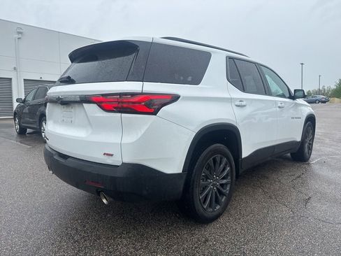 Used 2023 Chevrolet Traverse RS AWD/4WD image 11