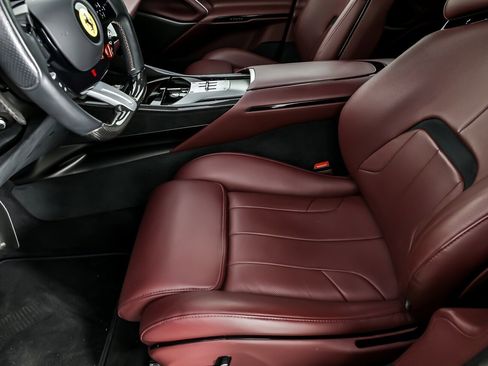Used 2024 Ferrari Purosangue image 34