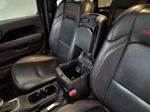 Used 2019 Jeep Wrangler Unlimited Rubicon AWD/4WD image 29