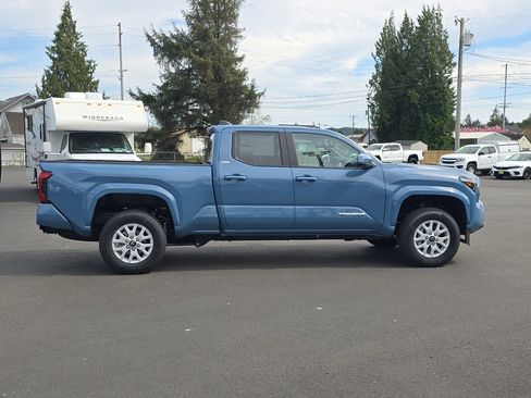 New 2026 Toyota Tacoma SR5 AWD/4WD image 7