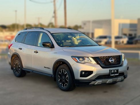 Used 2019 Nissan Pathfinder SV w/ Rock Creek Edition AWD/4WD image 4