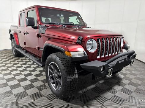 Used 2021 Jeep Gladiator Overland w/ Popular Equipment Package AWD/4WD image 2