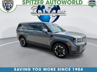 Used 2025 Hyundai Santa Fe SE FWD video 2