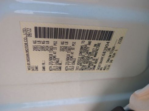 Used 2023 Nissan Rogue SV image 32