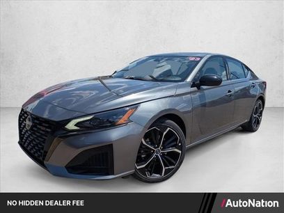 Used 2023 Nissan Altima 2.5 SR