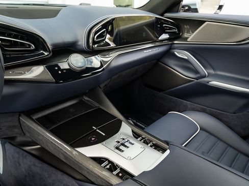 Used 2025 Ferrari Purosangue image 20