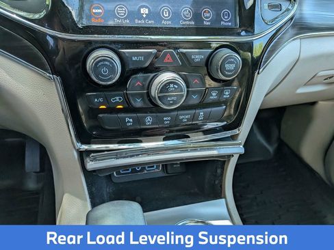 Used 2019 Jeep Grand Cherokee Limited w/ Trailer Tow Group IV image 20