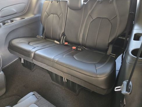 New 2026 Chrysler Voyager LX FWD image 21