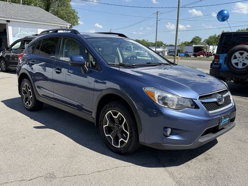 Used 2013 Subaru Crosstrek 2.0i Premium AWD/4WD image 2