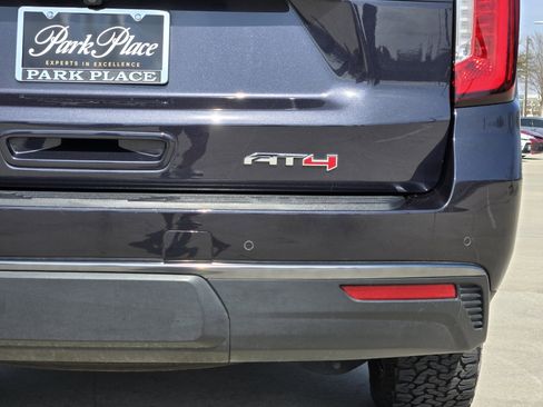 Used 2023 GMC Yukon XL AT4 w/ AT4 Premium Package image 15