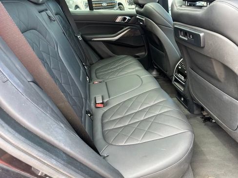 Used 2023 BMW X5 xDrive40i AWD/4WD image 9