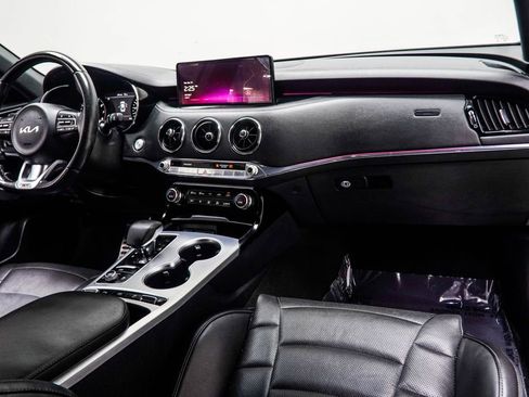 Used 2023 Kia Stinger GT2 RWD image 5