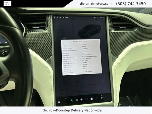 Used 2018 Tesla Model X 75D image 32
