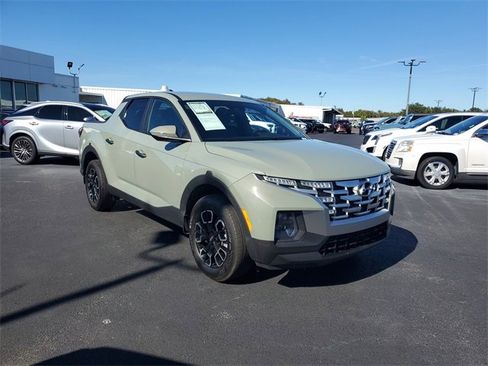 Used 2024 Hyundai Santa Cruz SEL image 2