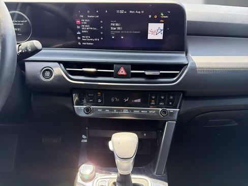 Used 2024 Kia Seltos EX FWD image 18