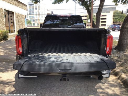 Used 2022 GMC Sierra 3500 Denali AWD/4WD image 10