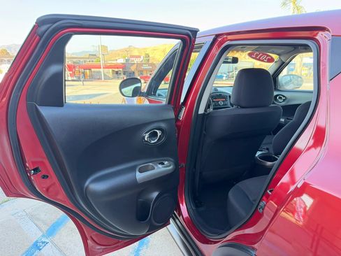 Used 2012 Nissan Juke S AWD/4WD image 16