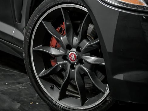 Used 2015 Jaguar XF Portfolio image 3