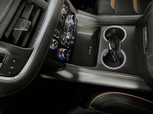 Used 2021 GMC Yukon AT4 w/ AT4 Premium Plus Package image 25