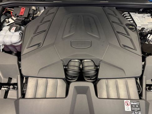 New 2026 Porsche Cayenne S image 27