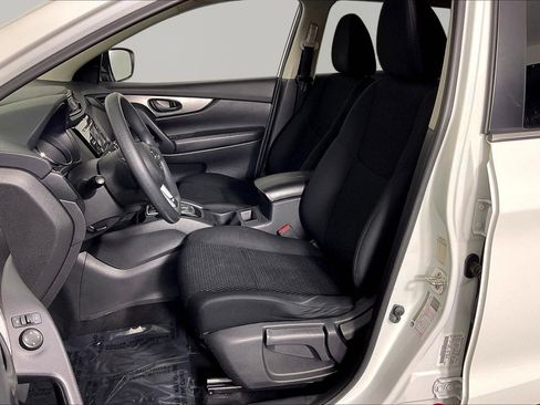 Used 2018 Nissan Rogue Sport S FWD image 20