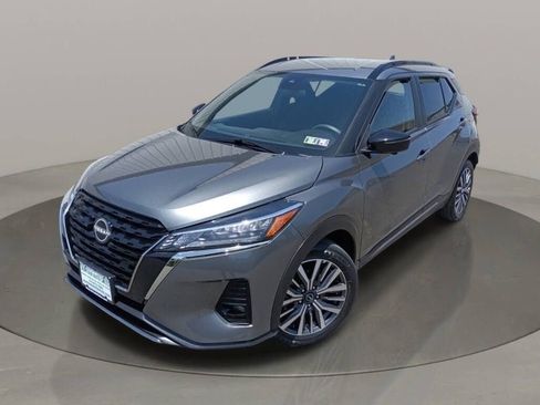 Used 2024 Nissan Kicks SR image 71