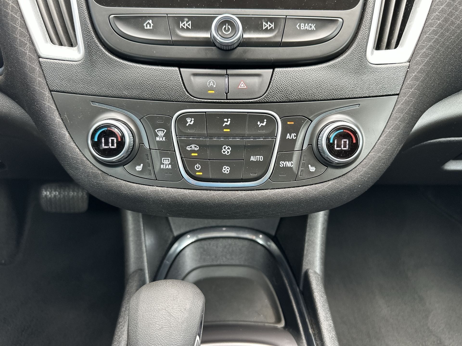 Certified 2024 Chevrolet Malibu LT FWD image 34