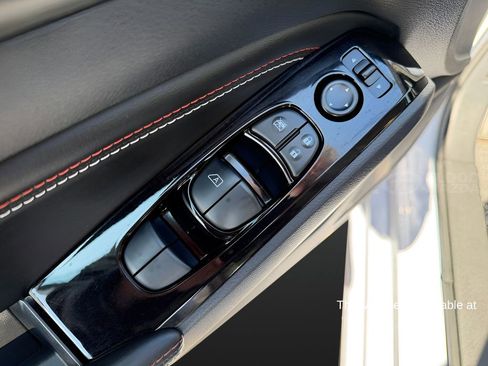 Used 2023 Nissan Altima 2.5 SR w/ SR Premium Package image 9