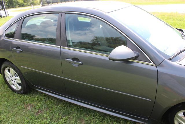 Used 2010 Chevrolet Impala LS FWD image 5