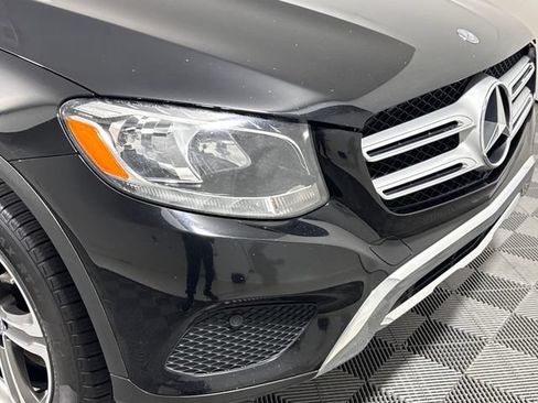 Used 2017 Mercedes-Benz GLC 300 4MATIC image 12