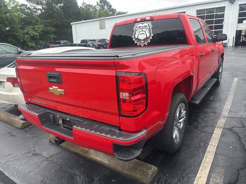 Used 2018 Chevrolet Silverado 1500 Custom w/ Custom Value Package RWD image 3