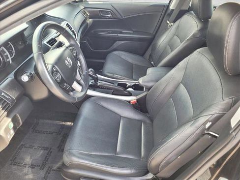 Used 2013 Honda Accord Touring image 16